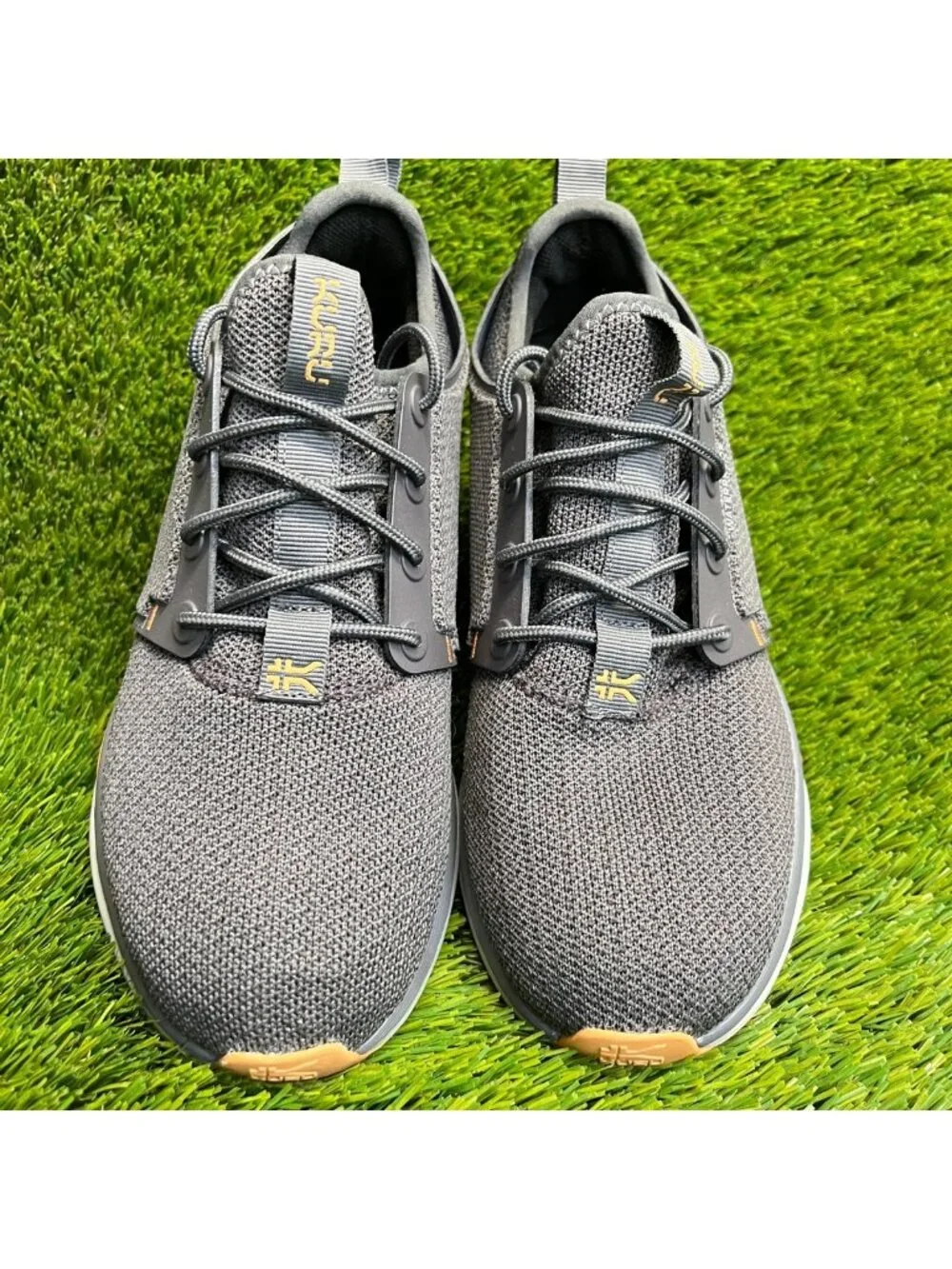 Kuru Atom Womens Size 6.5 Gray White Athletic Running Waterproof Shoes Sneakers